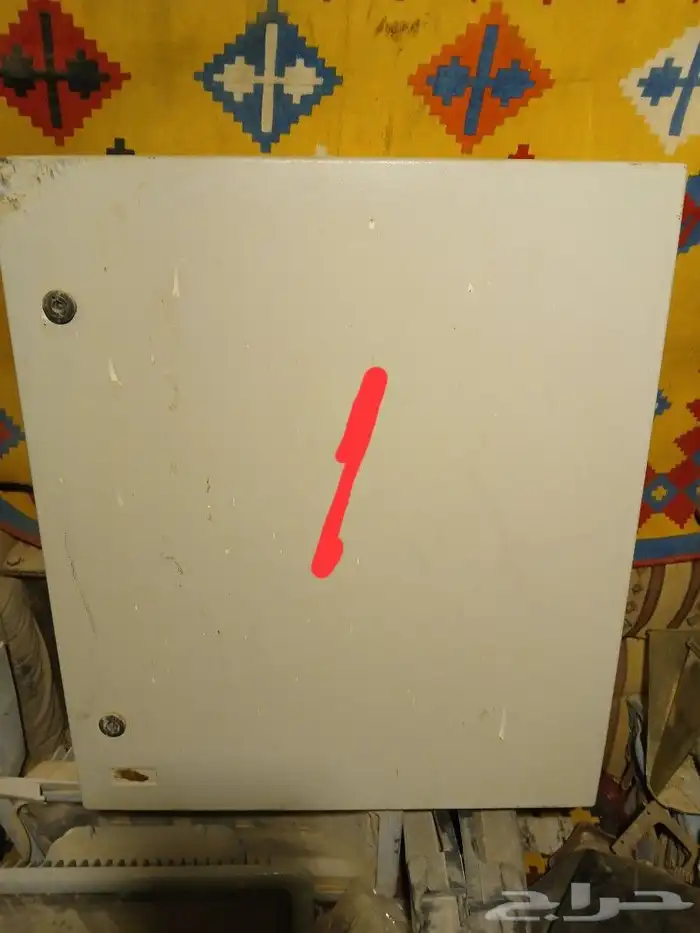 طبلون كهرباء عدادات ومنظمات هواء غطاسات قواطع 1