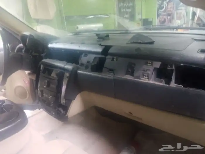 اصلاح طبلون جمس وخياط دركسونات وتنجيد جميع انواع السيارات 6