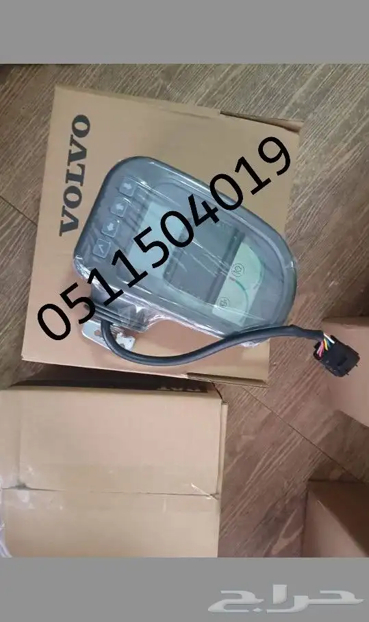 كمبيوترات و شاشات و ضفاير لجميع انواع المعدات والمولدات 8