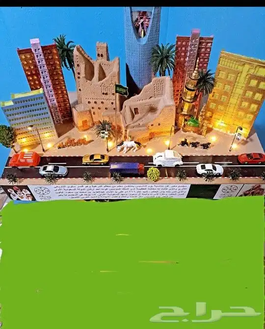 مجسمات واعمال اليوم الوطني 11