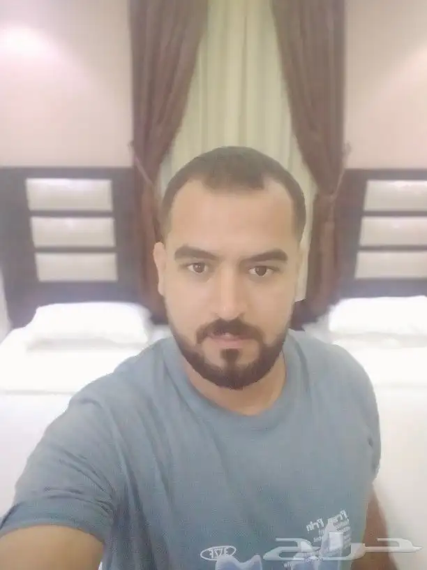نجار ابواب وغرف وصيانه كل قطع الاثاث ودهان ابواب 8
