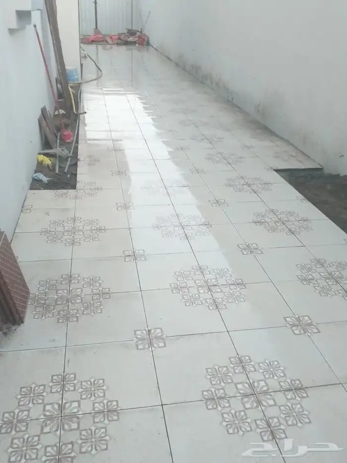 مبلط يمني لجميع انواع السراميك 1
