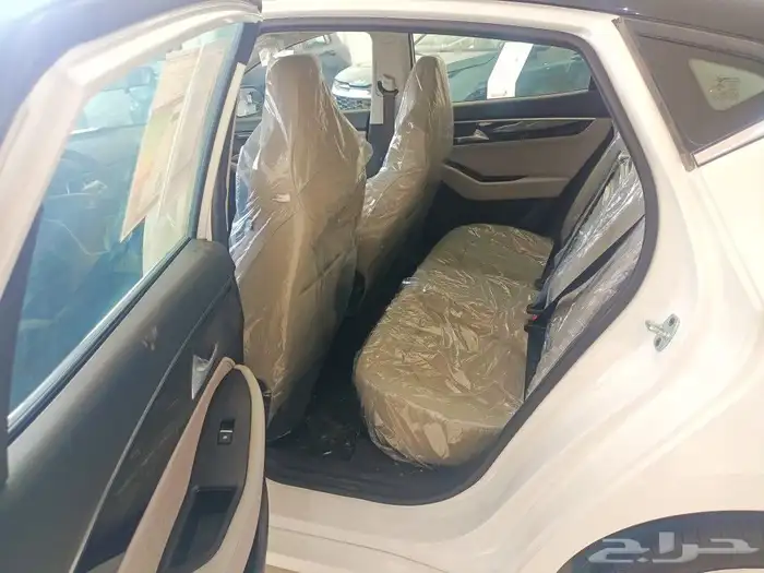 جاك JAC J7 موديل 2023 8