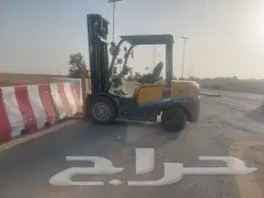 تأجير رافعات شوكيه وكرينات وفوركلفت سكينه شوكيه سيزرلفت 2