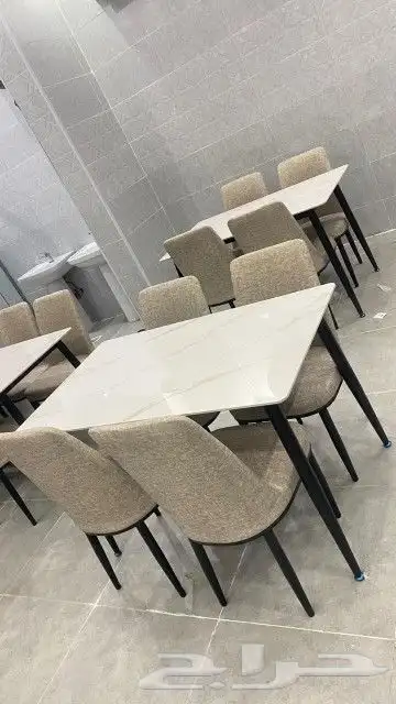 افخم طاولات الطعام 12