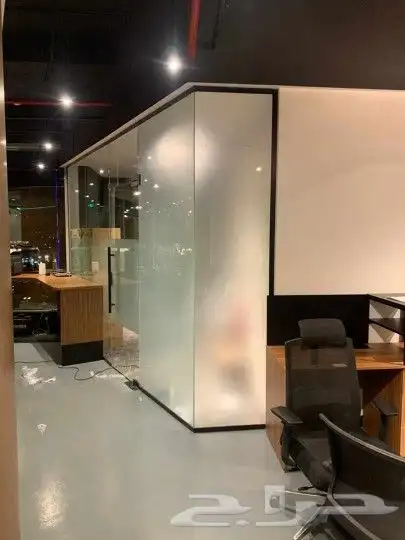 استيكر تضليل زجاج فني تركيب استيكر تضليل مثلج 0