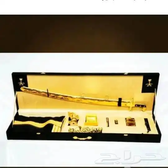اطقم هدايا دروع وسيوف 10