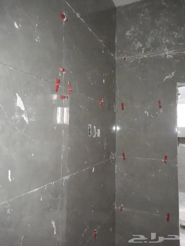 معلم تركيب البلاط و سرميك وبركيه بالاحساء 2
