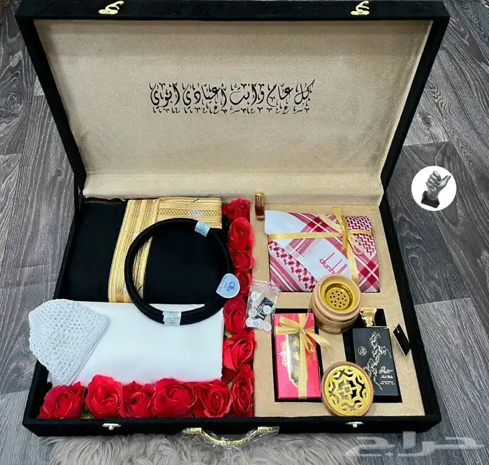 بوكس رجالي فخامه بكس العيد اهداء من تحب يكل اناقه وفخامه تمي 7