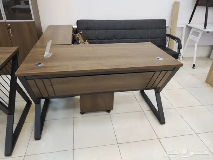 اثاث مكتبي مكاتب وكنب مكتبي 7