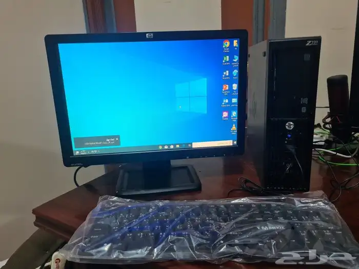 جيهاز كمبيوتر عملي مع برامج تصميم 0