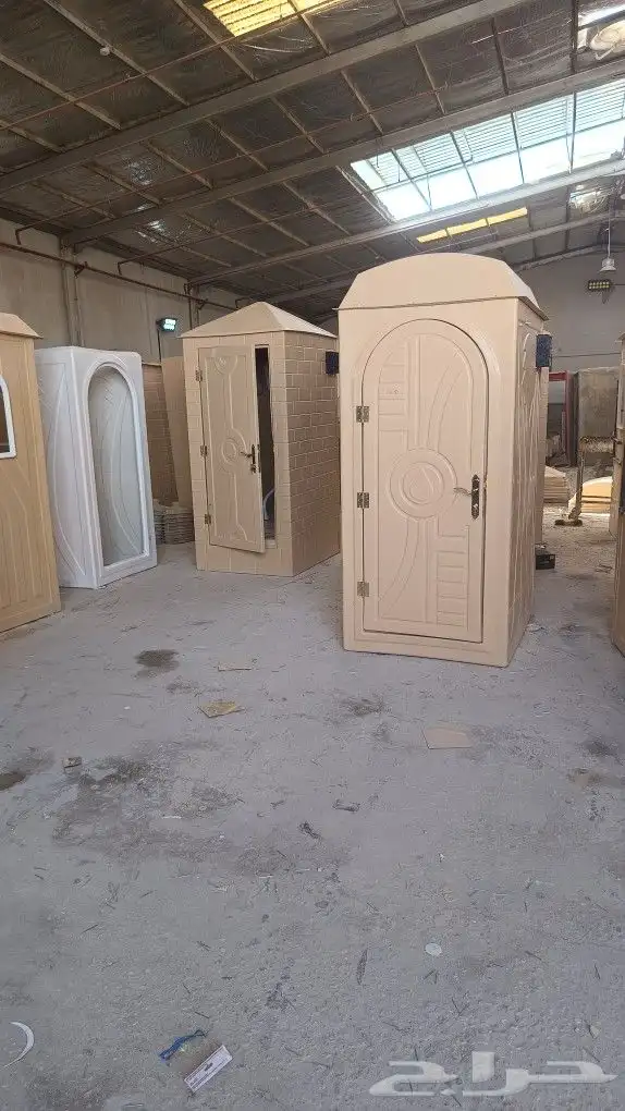 حمامات متنقله دورات مياه متنقله مجهزه بلكامل عربي افرنجي 1