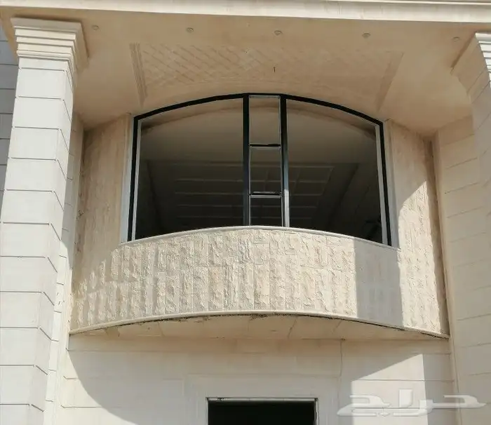 زجاج سكريت بلكونات دربزين أبواب سحاب واجهات محلات جازان 2