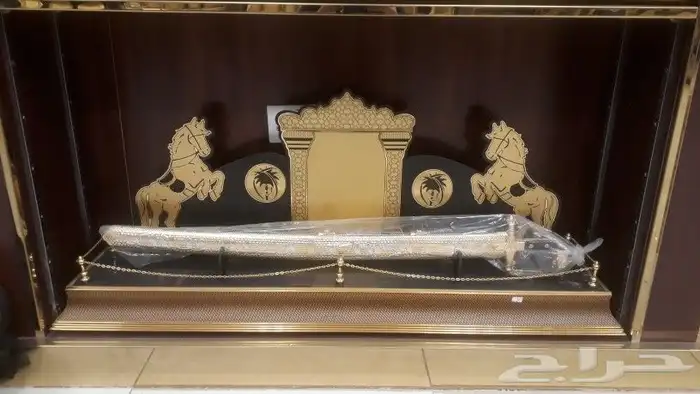 دروع تذكارية وهدايا 37