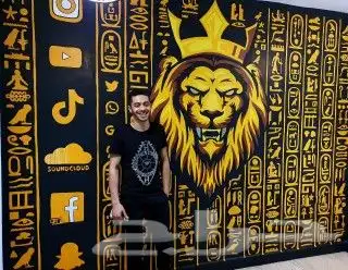 نقدم لكم البعض من الأعمال ف رسم  الجداريات الخارجية و الديك 0
