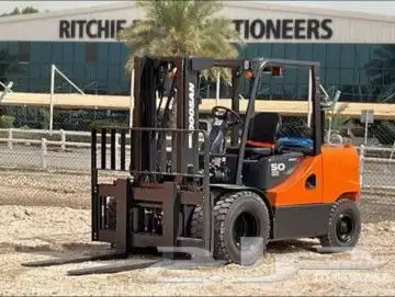 سيزرلفت للايجار مانلفت للايجار رافعات شوكية للايجار  تليهندر 4