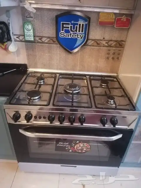 تتوفر لدينا أفران ايطالي وتركي ومصري 5 عيون و 4 عيون باسعار 4
