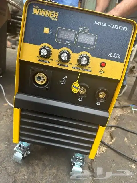 ماكينه لحام ارجون مقاس MIG-300B 1