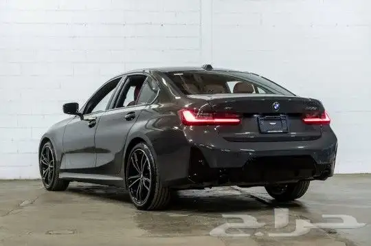 بي ام دبليو BMW 3 Series 330i XDrive MSport Sedan موديل 2023 2