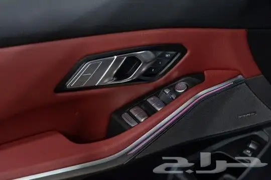 بي ام دبليو BMW 3 Series 330i XDrive MSport Sedan موديل 2023 19