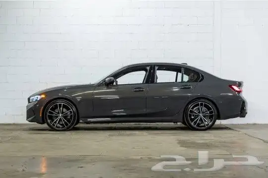بي ام دبليو BMW 3 Series 330i XDrive MSport Sedan موديل 2023 5