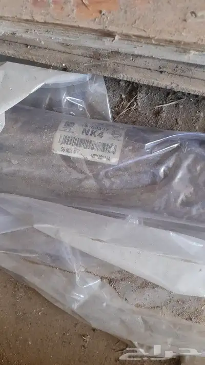 دفرنس خلفي يوكن 2004 نظيف وعمود دوران 4