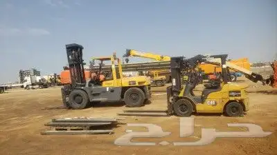 رافعه شوكيه فوركلفت 10طن لليجار بجميع الاطنان شهري ويومي 3