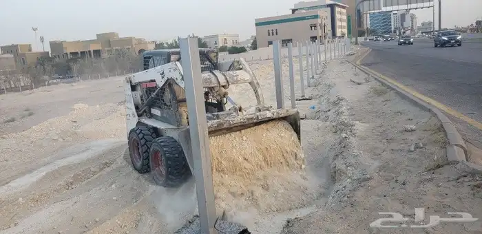 تسوير الاراضي البيضا حسب اشتراطات البلديه. 4