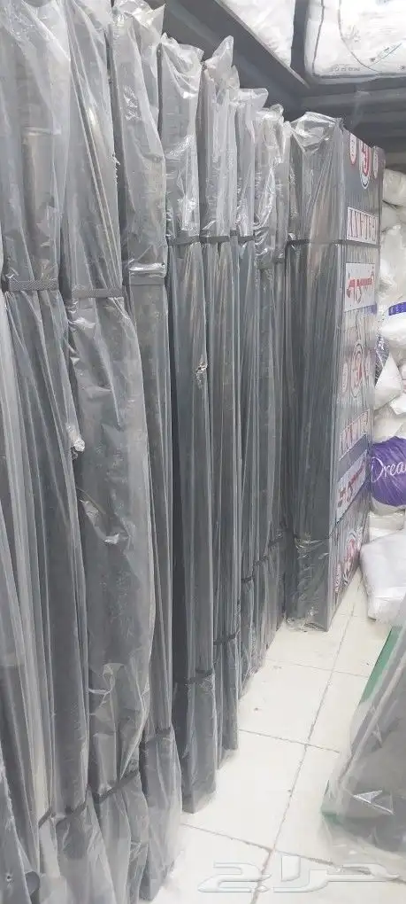 يوجد لدينا جميع انواع السراير والمفارش سراير دور وادورين 1