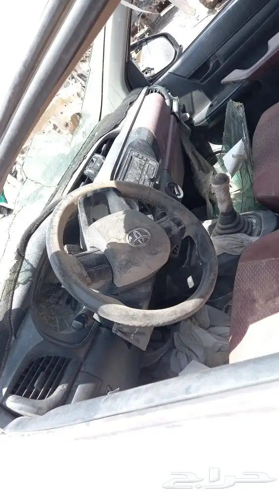 قطع غيار التشليح   هايلكس ديزل مديل 2021 5