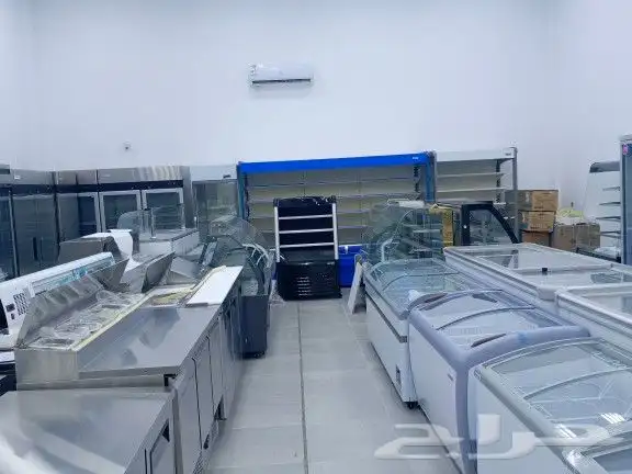 تلاجات عرض زجاج بانكول. مكيغات صحراوي وبرادات ماء الكوثر 1
