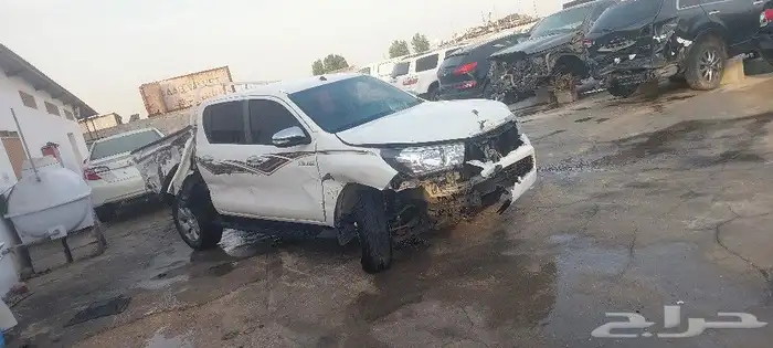 هيلوكس دبل 2016 قطع غيار فقط تشليح 2