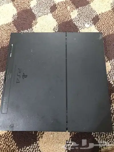 سوني فور للبيع علا السوم  يبيله معجون معالج وا هرد دسك بس 1