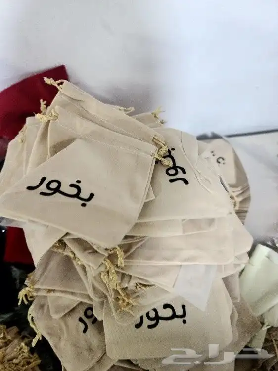 طباعه وتطريز تيشرتات لجميع البراندات والمحلات التجارية 26