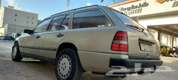 مرسيدس أربعه سلندر للبيع E230 1