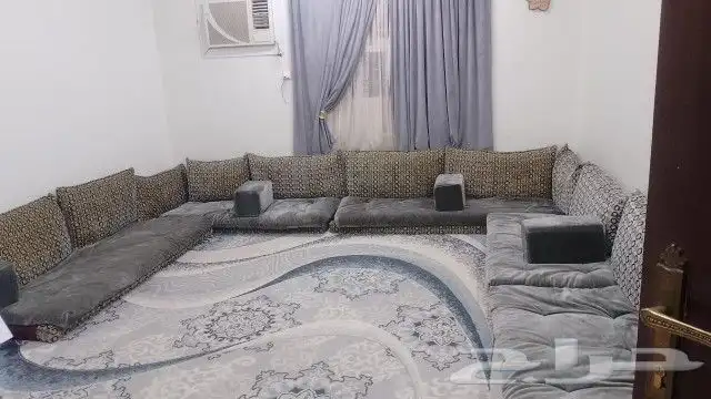 للبيع مجلس ارضي 0