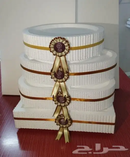 حبيبات فلين فلين هرم فلين صحون حلويات فلين ديكور 26