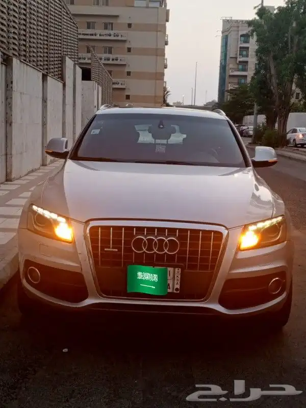 اودى Q5موديل 2010 فحص جديد واستمارة جديدة جاهزة على النقل 0