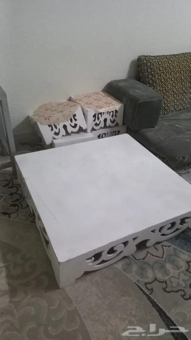 للبيع مجلس ارضي 4