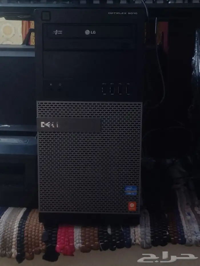 كمبيوتر مكتبي من شركة DELL 0