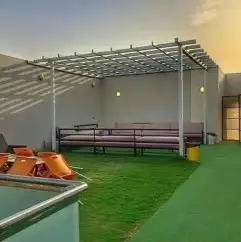 مظلات وسواترسندويش بنل حداده عامه 8