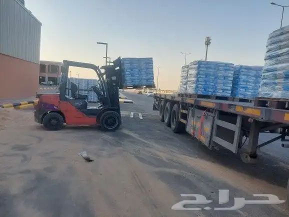 تأجير رافعات شوكيه وكرينات وفوركلفت سكينه شوكيه سيزرلفت مان 6