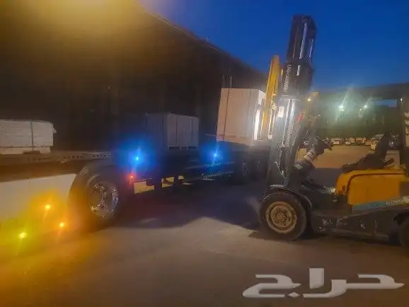 تأجير رافعات شوكيه وكرينات وفوركلفت سكينه شوكيه سيزرلفت مان 1