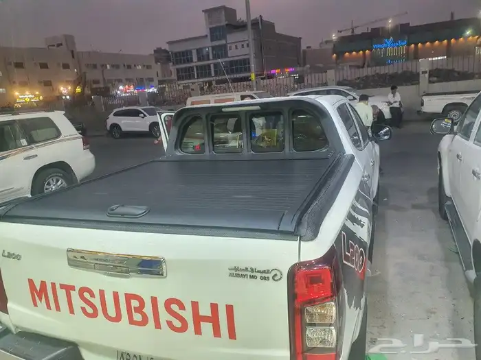 غطاء حوض سحاب ميتسوبيشي توصل 6