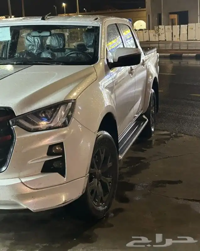 ايسوزو ديماكس GT فل باخشب 2023 3