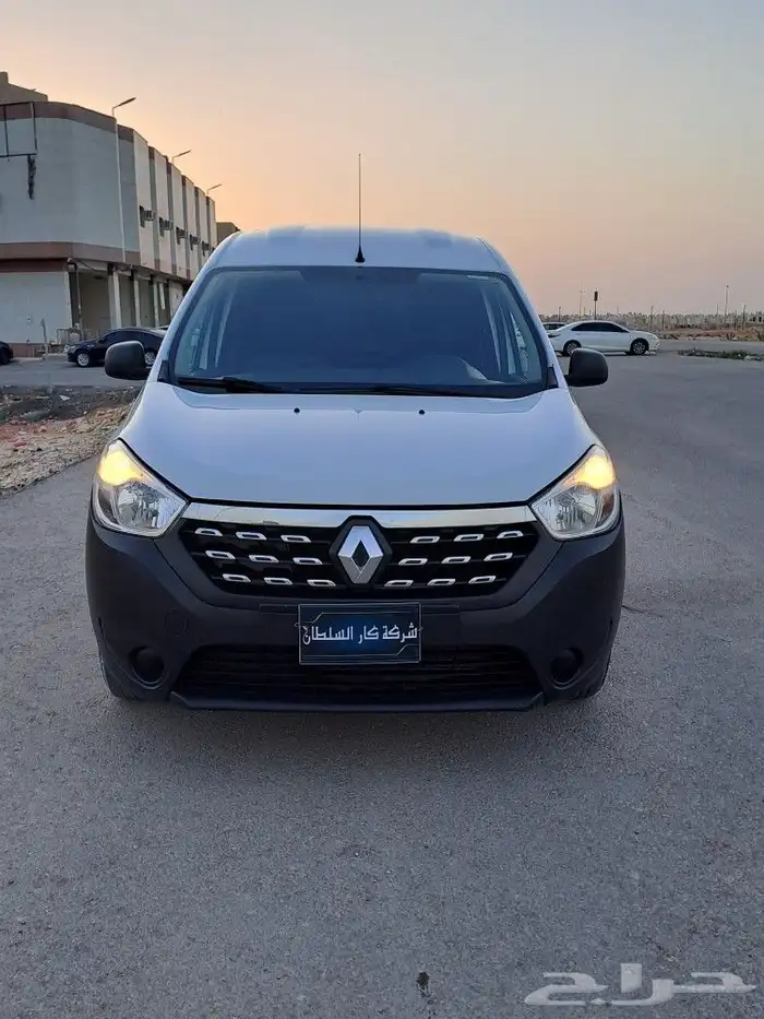 رينو دوكر الموديل2020 0