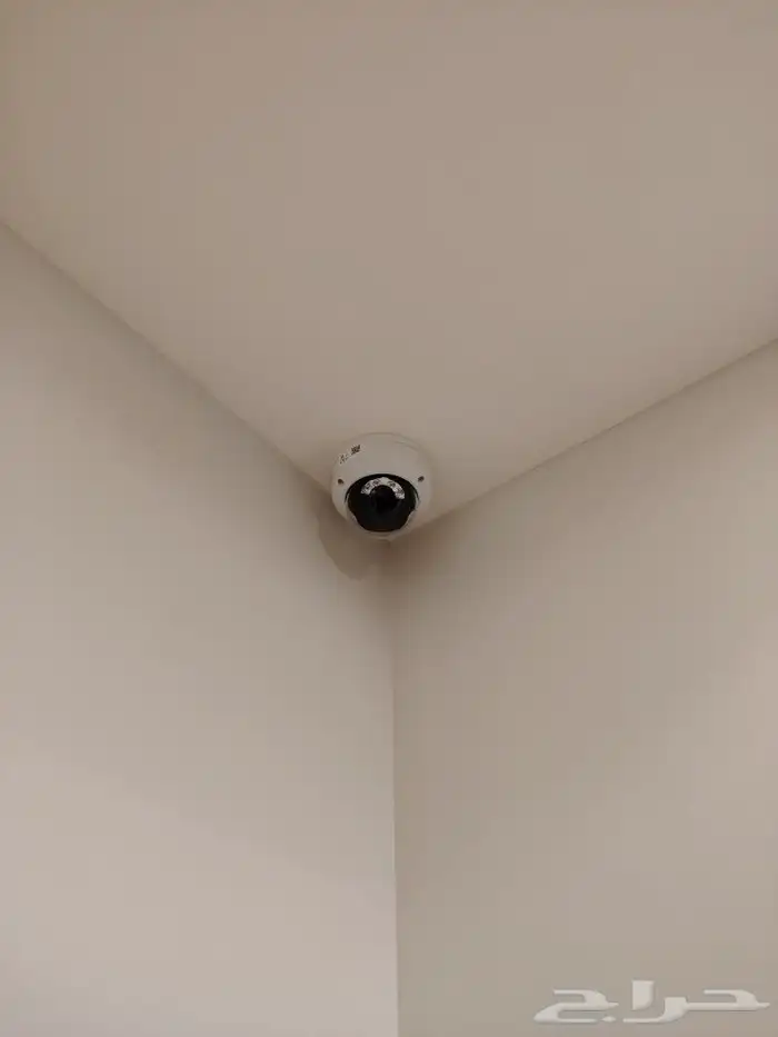 CCTV SURVEILLANCE CAMERA AVAILABLE LOW PRICE WITH FREE INSTL 1
