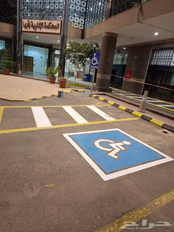 أعمال تخطيط الطرق ومواقف السيارات ومحطات البترول 3