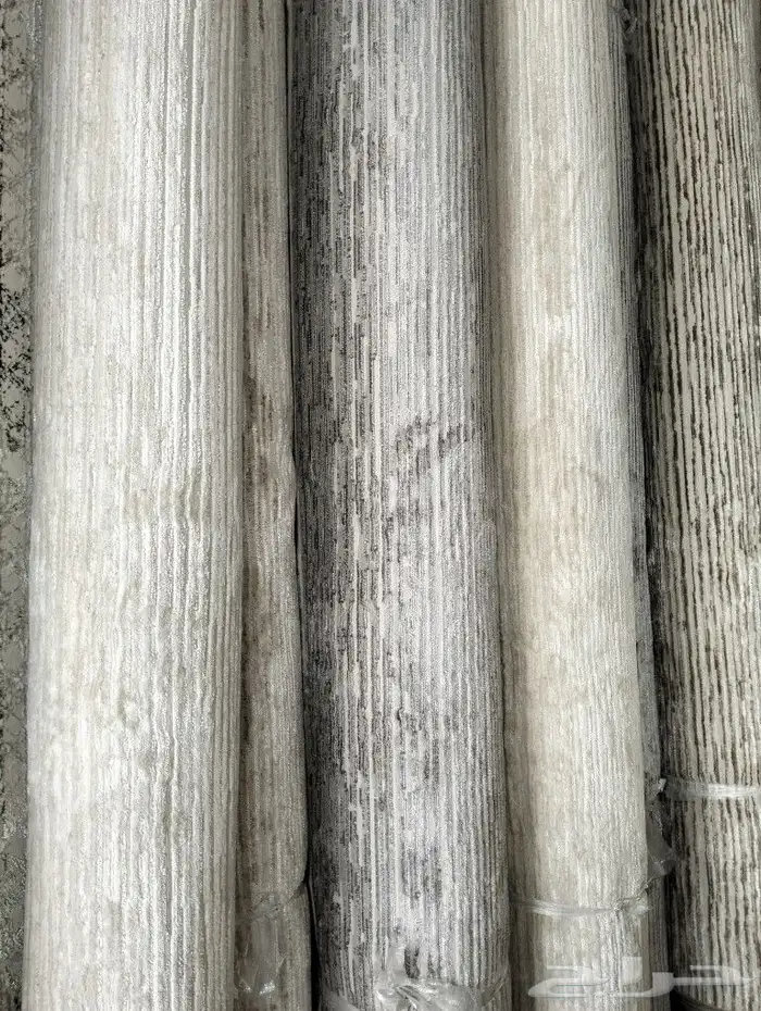 موكيت تركي واماراتي وطني ويوجد فينيل بلجيكي و فرنسي ويوجد 2