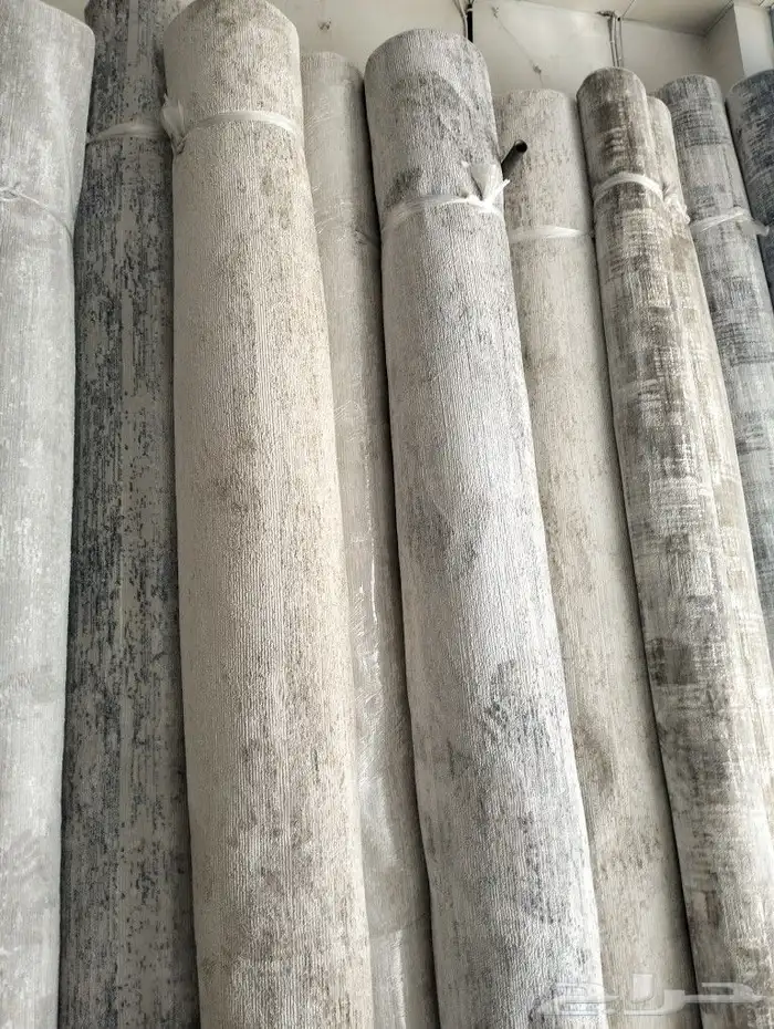 موكيت تركي واماراتي وطني ويوجد فينيل بلجيكي و فرنسي ويوجد 3